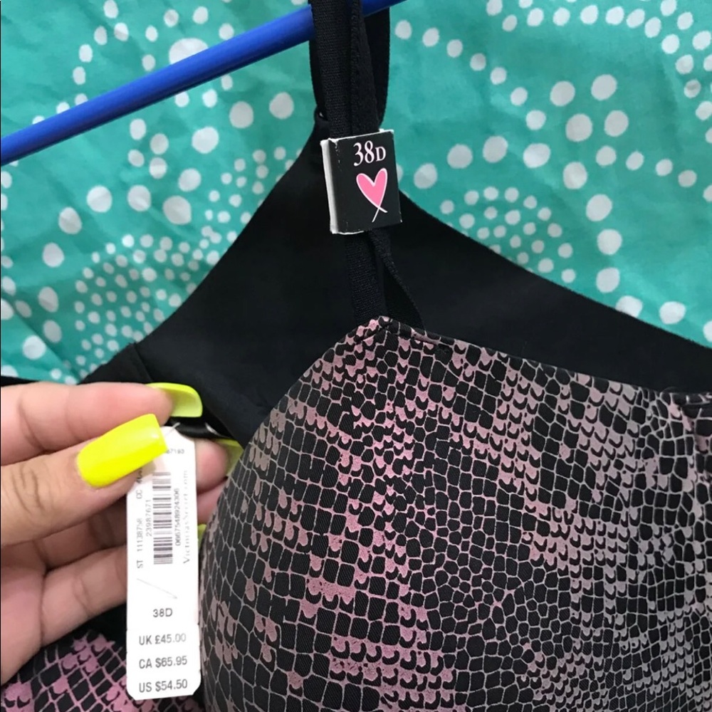 💥SOLD💥 victoria secret push up bra - Picture 3 of 3